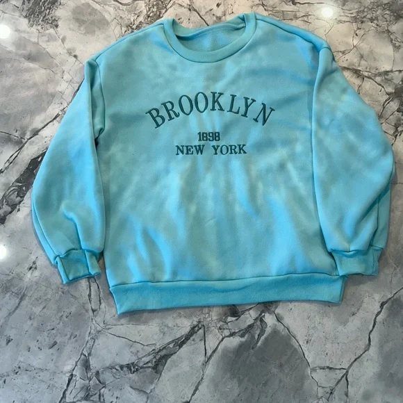 Turquoise Lounge Set 🦋 - Picture 4 of 6